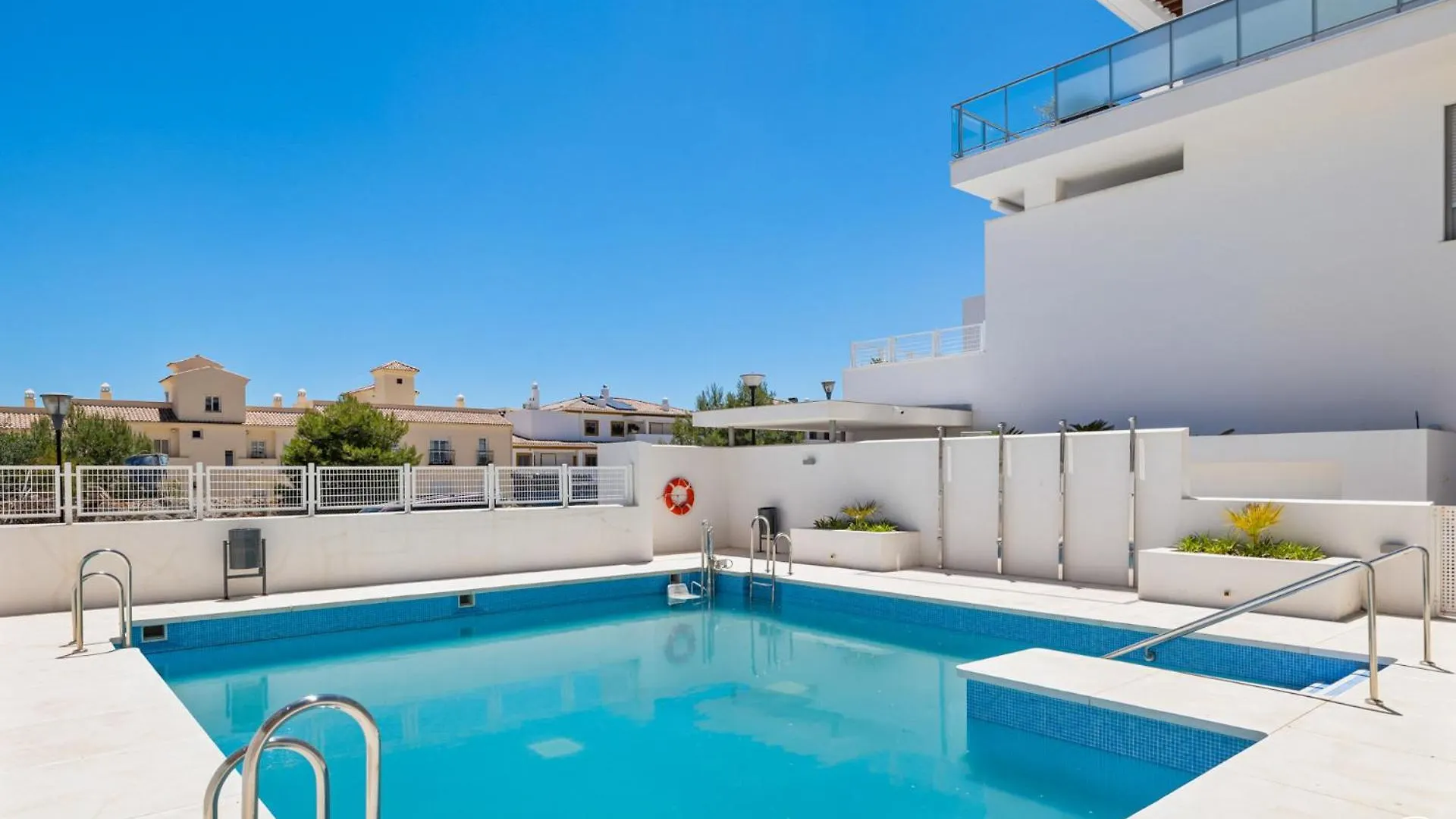 Vivi Homes - Blossom Pool, Gym & Terrace Benalmadena