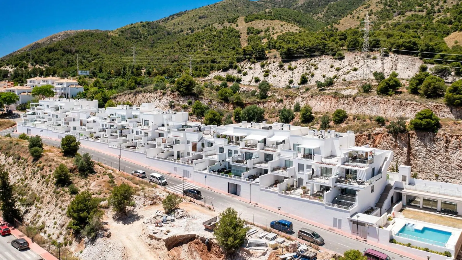 Vivi Homes - Blossom Pool, Gym & Terrace Benalmadena