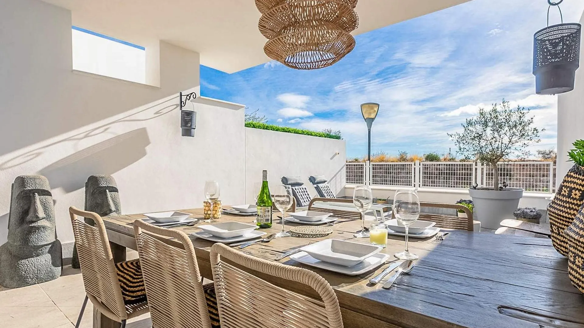 Vivi Homes - Blossom Pool, Gym & Terrace Benalmadena